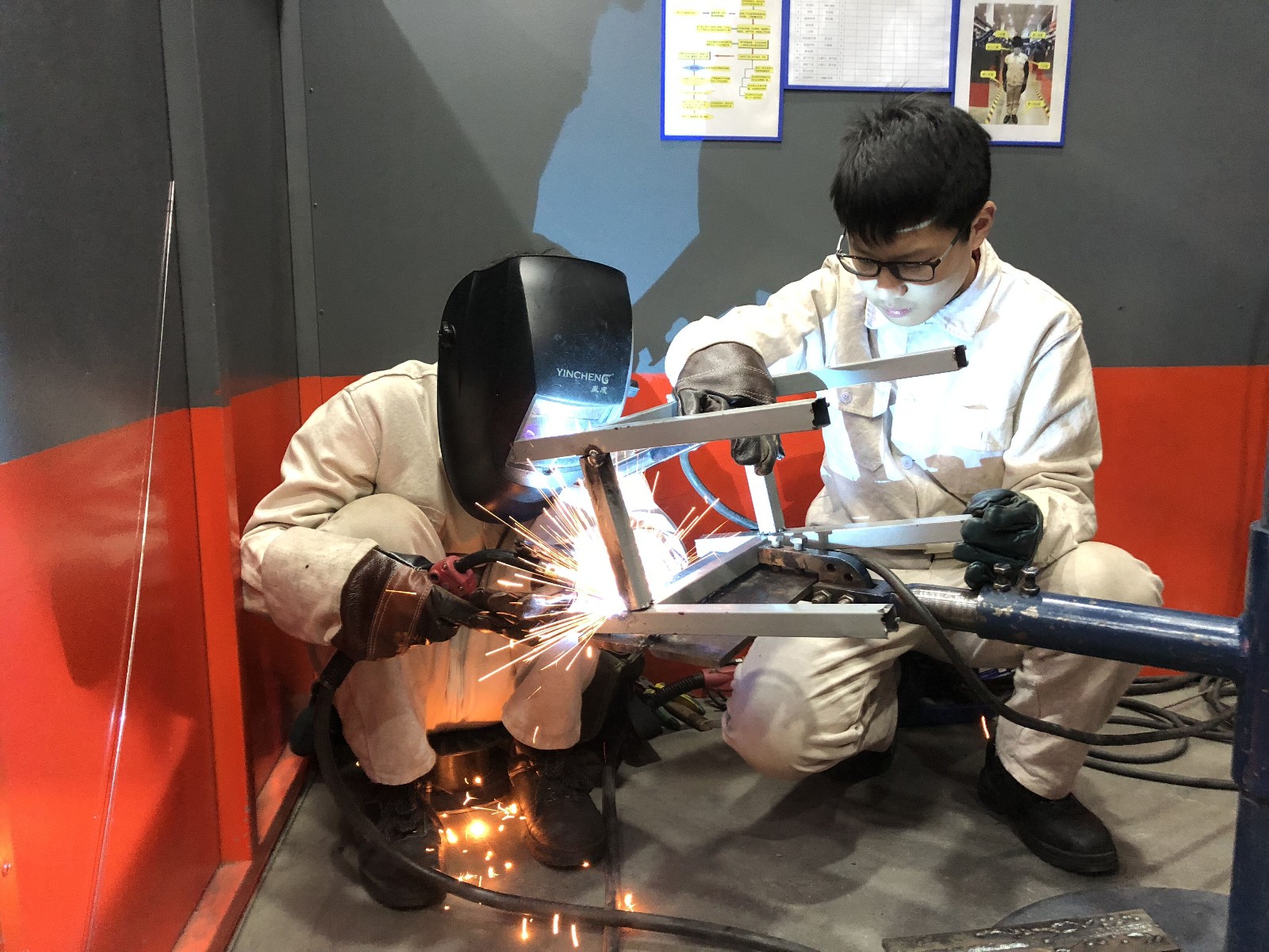 171121班学雷锋活动