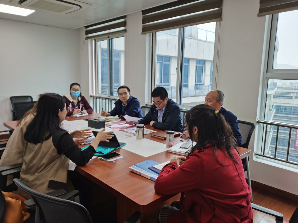 学校召开“十三五”成果展工作研讨会议