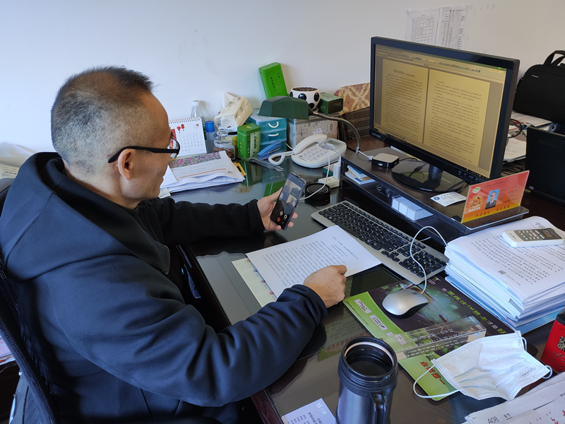 不忘初心 牢记使命 在抗击疫情中敢担当有作为