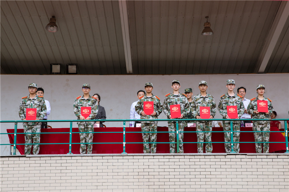 1601371958369075521.jpg DLWY3205.jpg