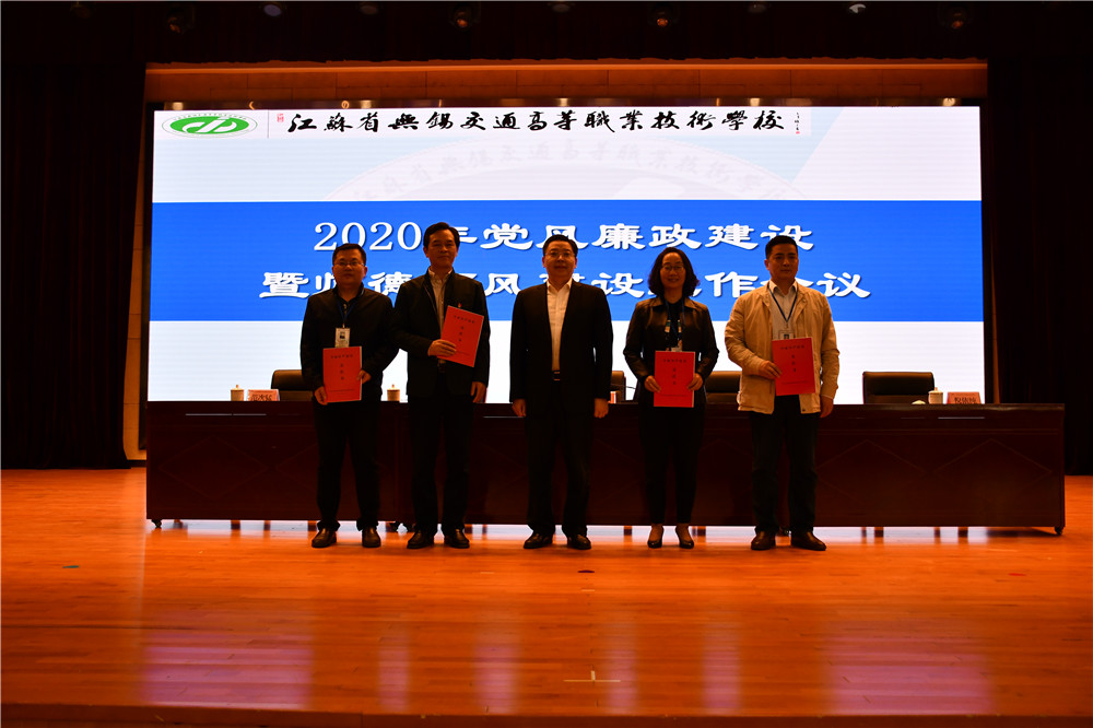 1588314826925069357.jpg DSC_2598.jpg