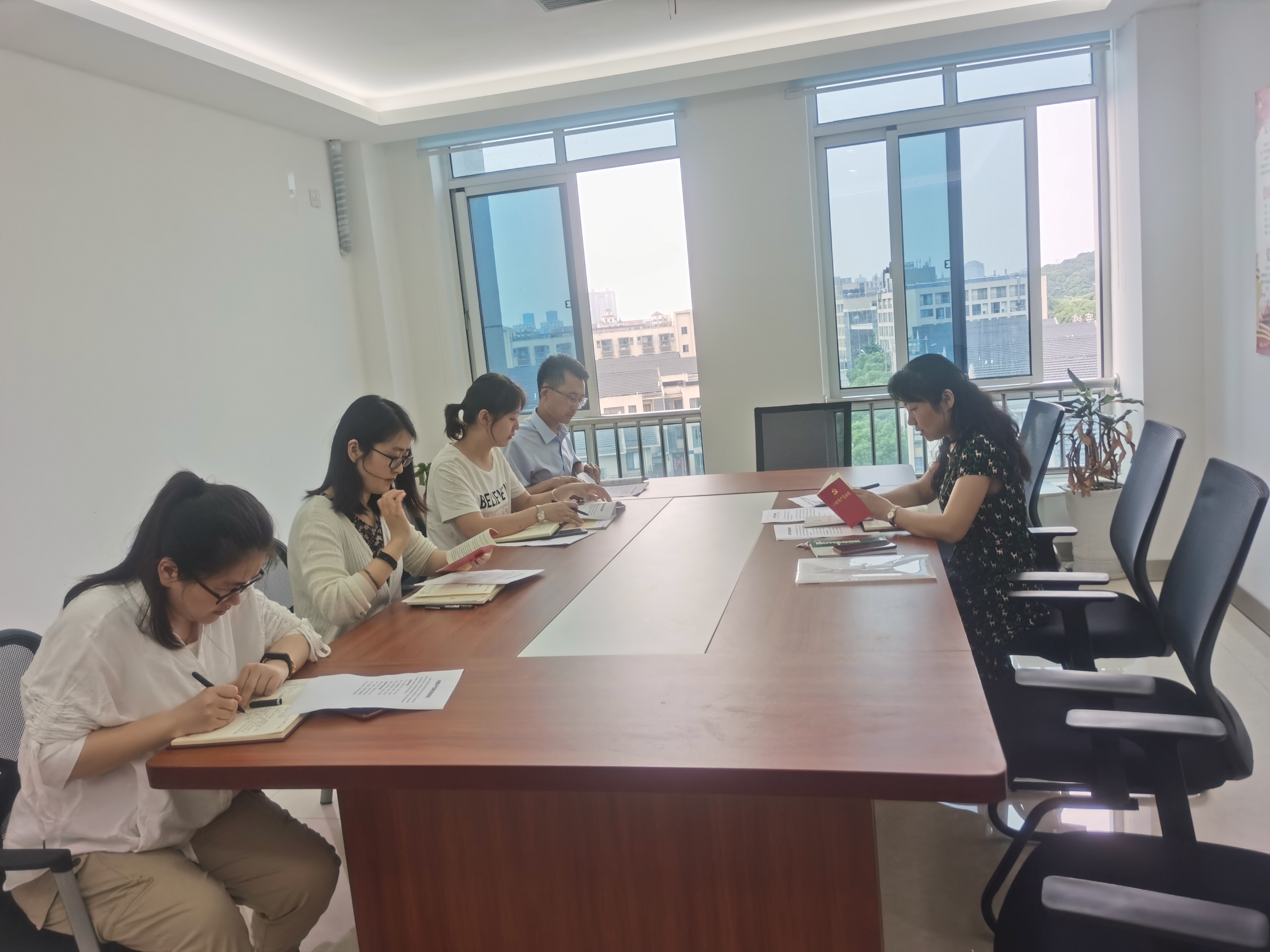 1590721856078061746.jpg 2.jpg